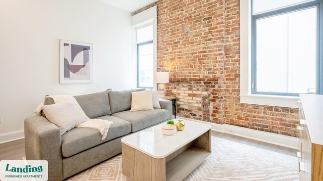 Building Photo - 425 20th St S Rental