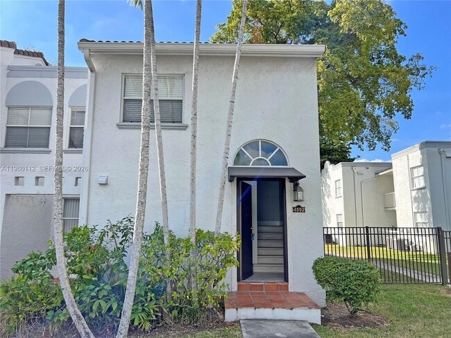 Building Photo - 4892 NW 97th Ct Unit 364