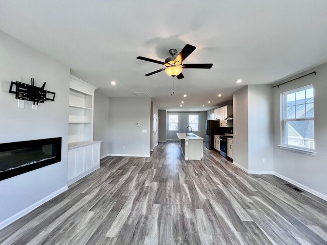 Photo - New Contruction Rental in the Reserve of Grassfield