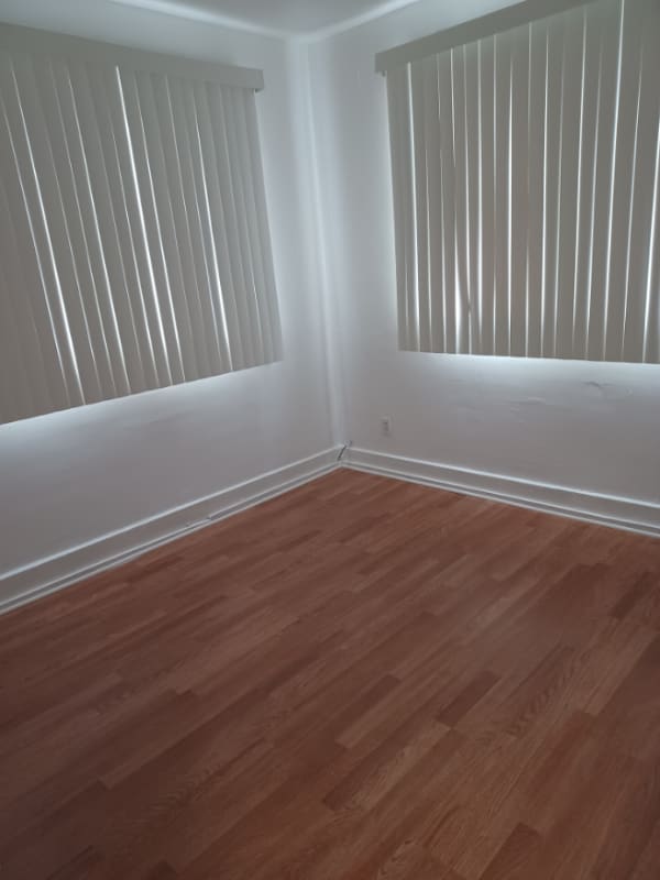 Photo - 433 W Savannah St
