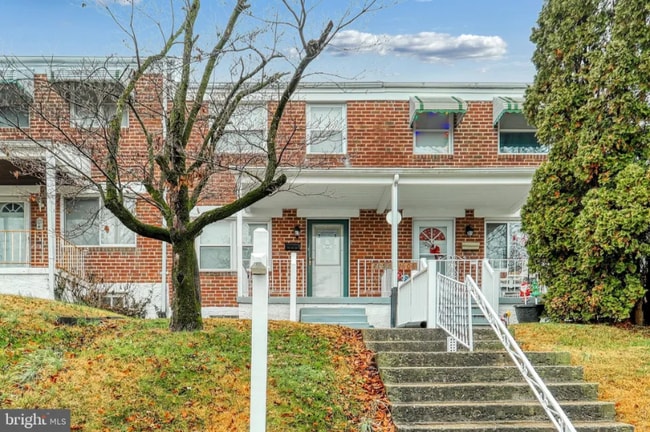 Photo - 1608 Inverness Ave House