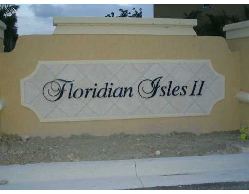 Photo - 951 NE 41st Pl