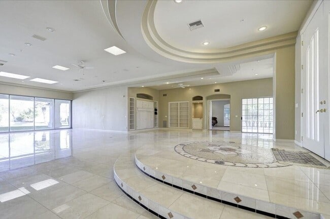 Photo - 8704 E Los Gatos Dr