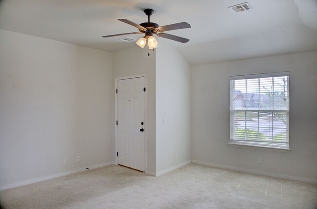 Photo - Coming Soon! 3 bed/2 bath!