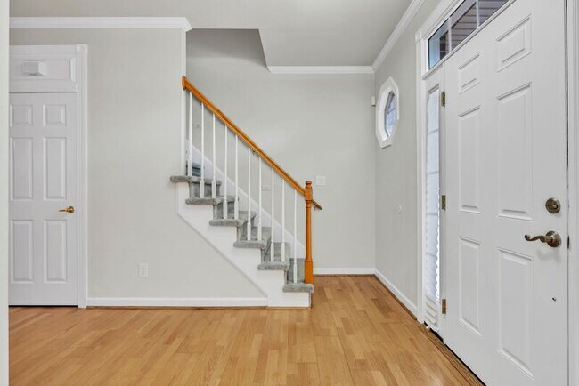 Photo - 2019 Soundings Cres Ct