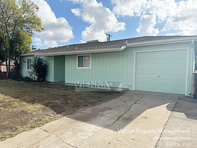 Photo - 1133 Amberwood Rd