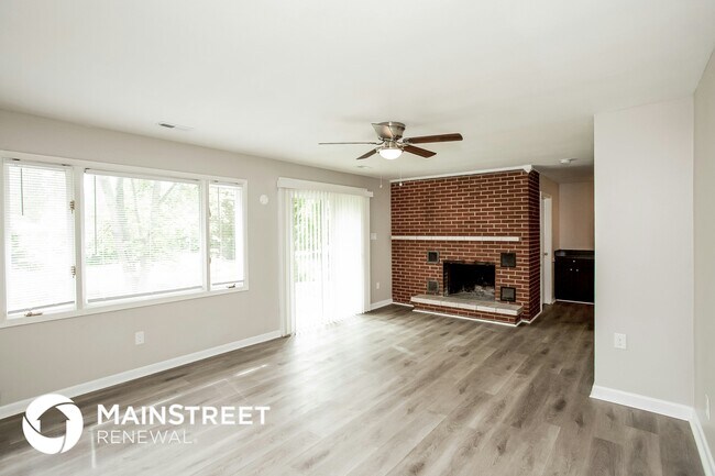 Photo - 57 N Devon Ave