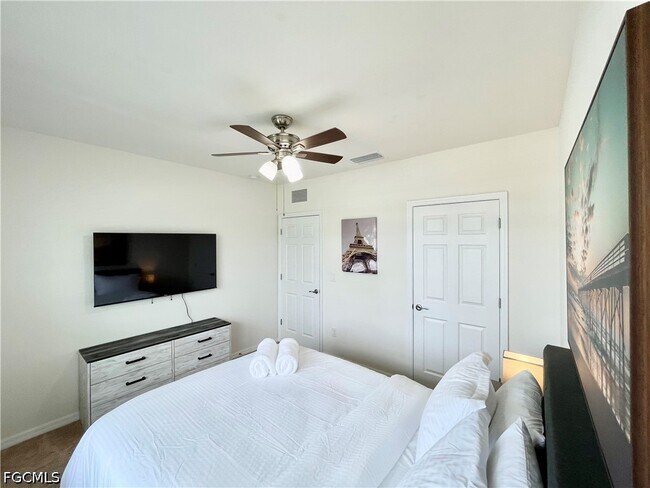 Photo - 604 SW 26th St