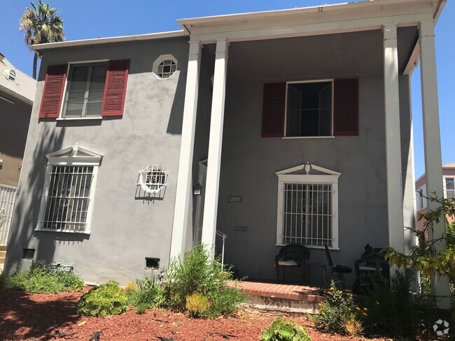 Building Photo - Gorgeous 2 bd/1 ba unit in Leimert Park Rental