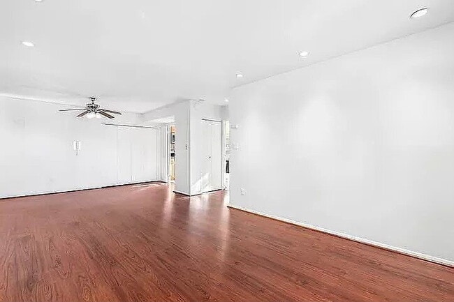 Spacious 1-Bedroom Apartment for Rent - Spacious 1-Bedroom Apartment for Rent Unit #LS