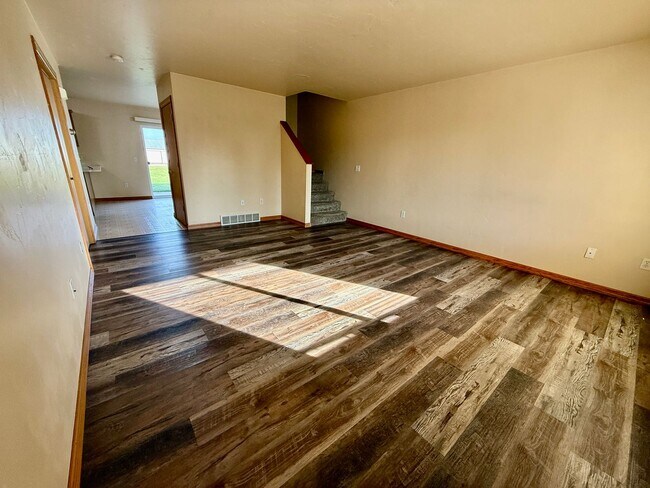 Photo - N184 State Park Rd