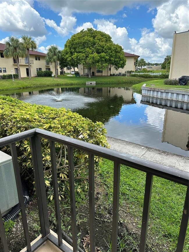 Building Photo - 2050 Oleander Blvd Unit 9104