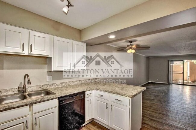 Photo - 810 E Colter St Unit 11