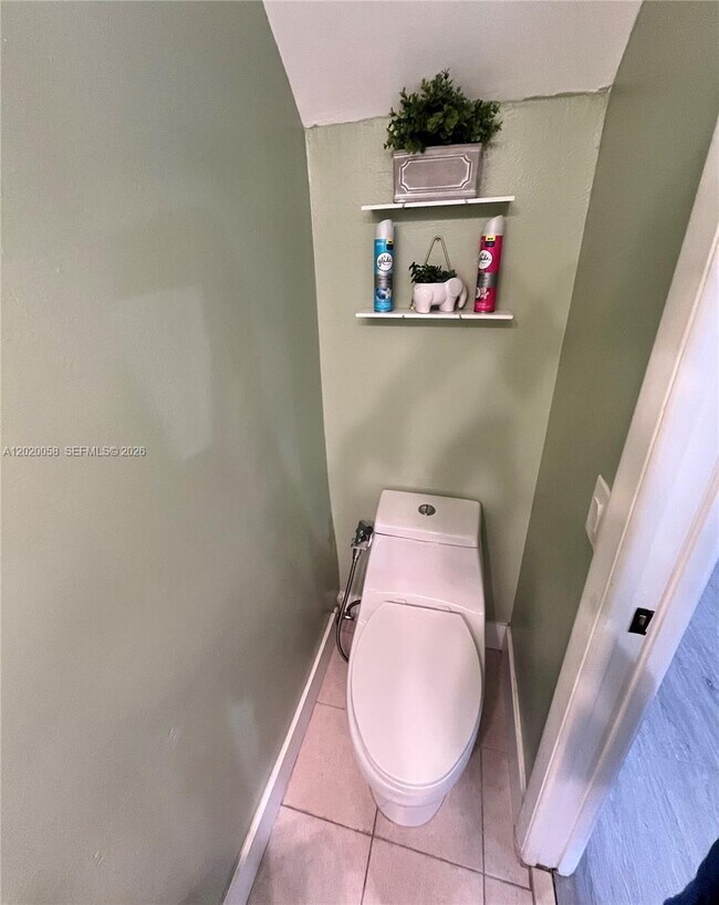 Photo - 5580 W 26th Ct Unit 204