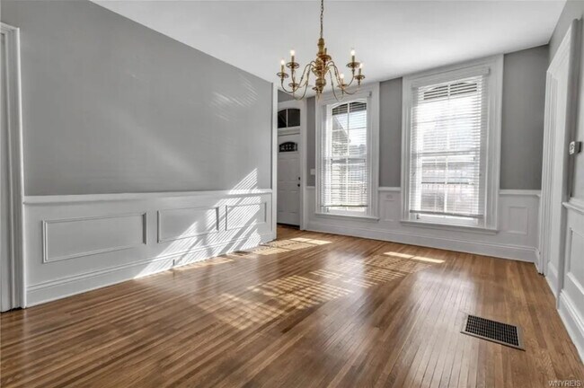 11 Whitney Pl Unit 2