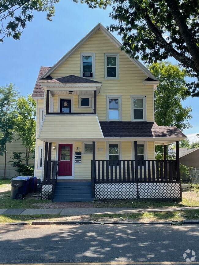 Building Photo - 21 Cedar St Unit 1 Rental