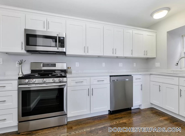 Building Photo - 21 Rowell St Rental