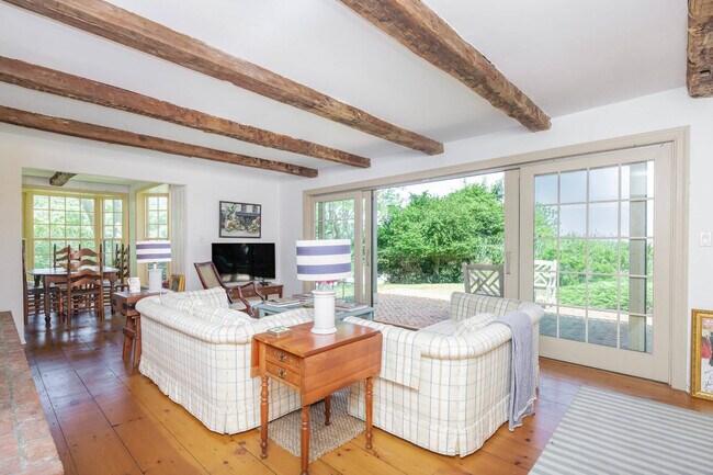 Photo - 17 Island Rd