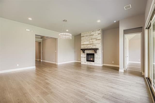 Photo - 2022 Coventry Dr