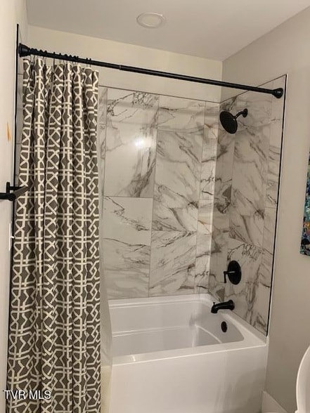 Photo - 705 N Main Ave