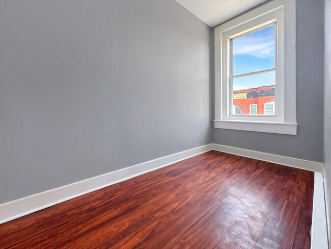 Photo - 1812 McCulloh St Unit 3