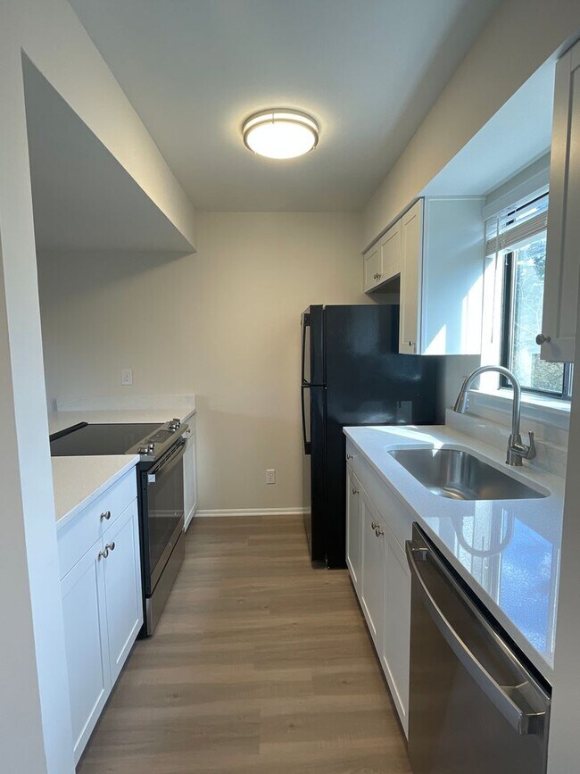 Photo - Great 1/1 Condo in Carmel Village II