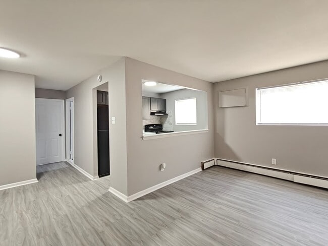 Photo - 308 Main St Unit B1