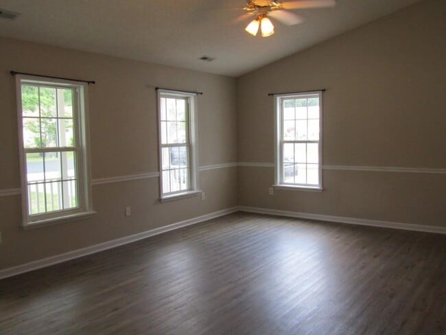 Photo - 2208 Seaford Dr
