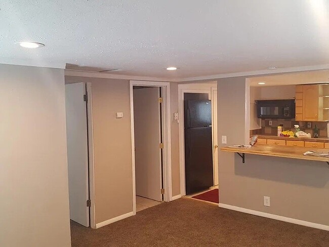 Photo - 230 7th St