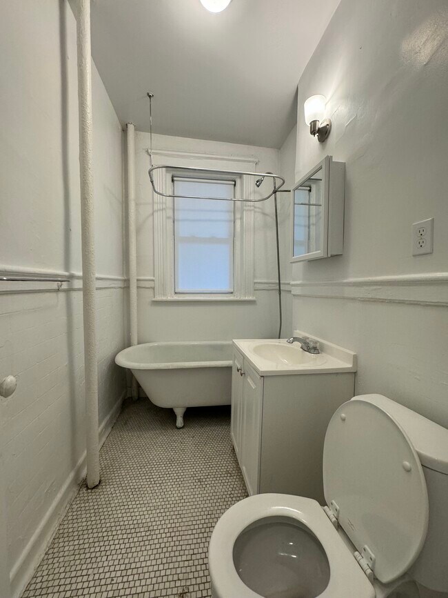 Photo - 119 Brainerd Rd