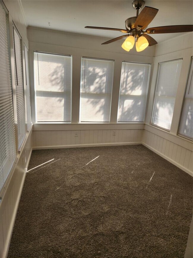 Photo - 130 Olive St