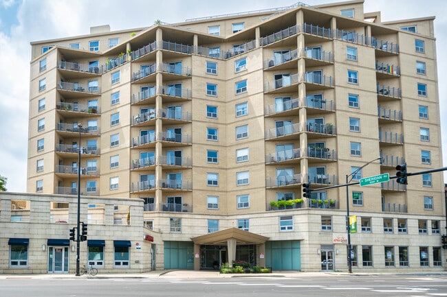 Photo - 4350 N Broadway Condo Unit 712