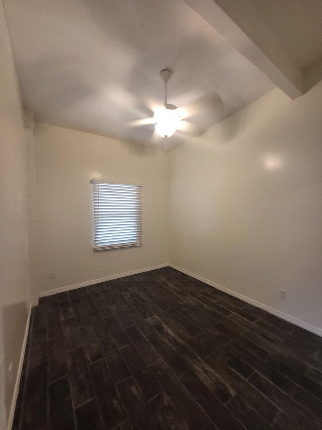 Bedroom1 - 209 W King St Unit C