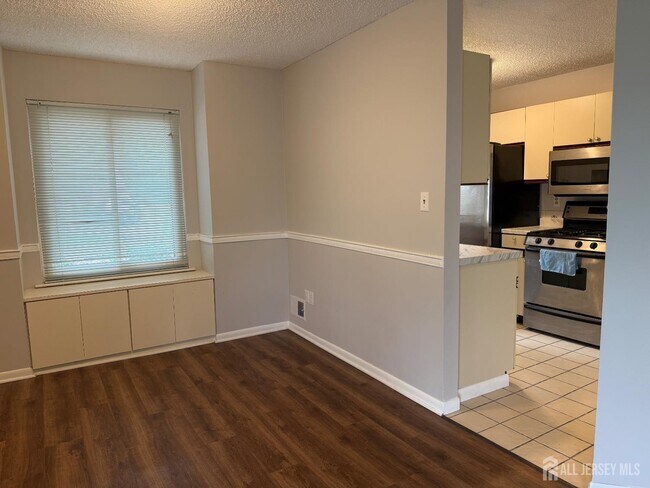 79 Park Gate Dr