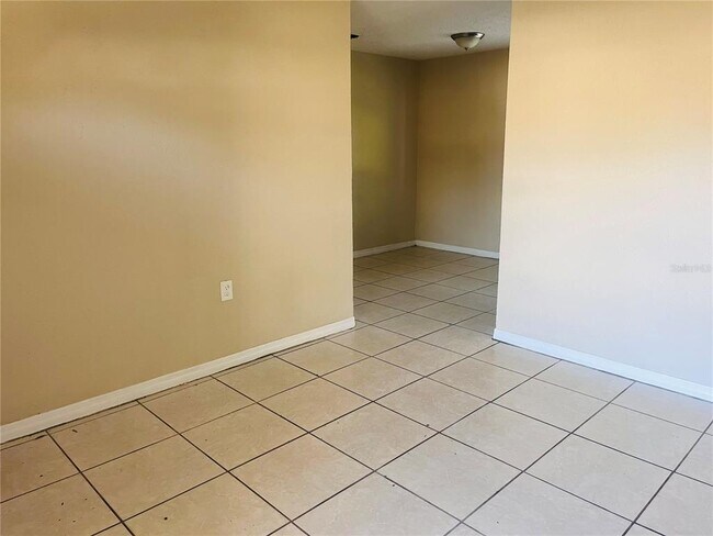 Photo - 76 Judith Ln