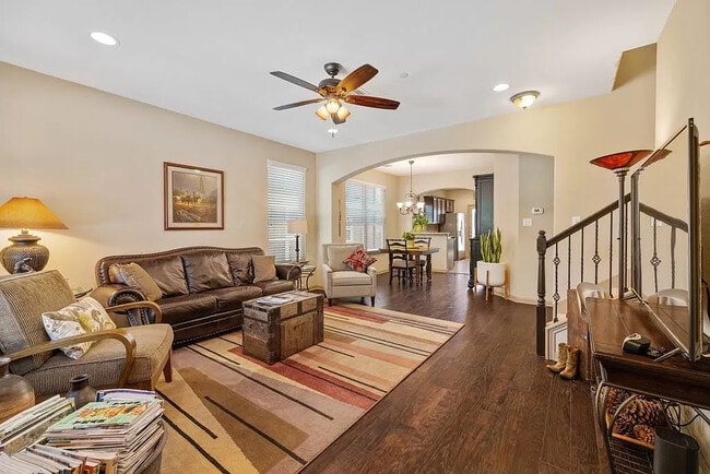 Photo - 1022 Lost Pines Ln Unit 1022 Lost Pines Ln