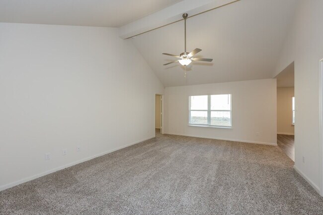 Photo - 1301 Redpine Dr