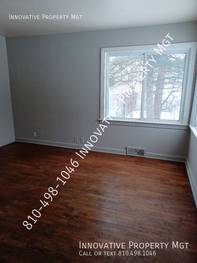 Photo - 2213 Savoy Ave