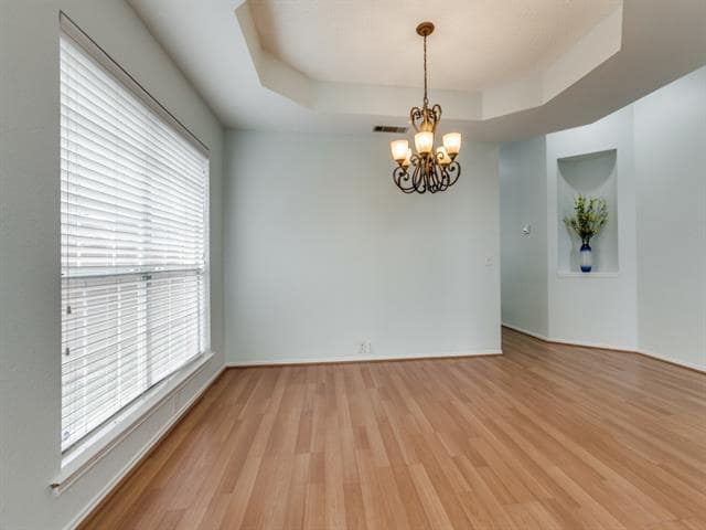 Photo - 4801 Holly Berry Dr