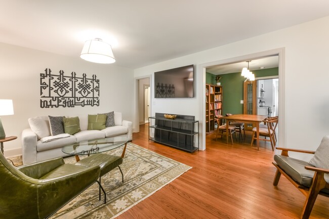 Photo - 29 Oak Forest Dr