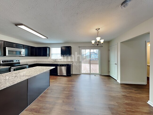 Photo - 99 Wooded Ridge Dr