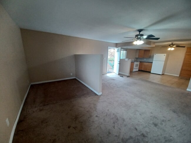 Photo - 1722 Grand Ave Unit Studio Apartment