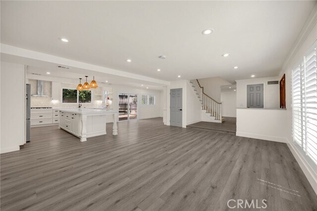 Photo - 1025 Woodcrest Ave