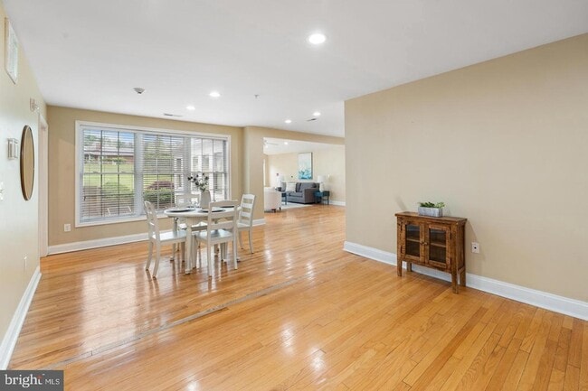 Photo - 9201 Rosemont Dr