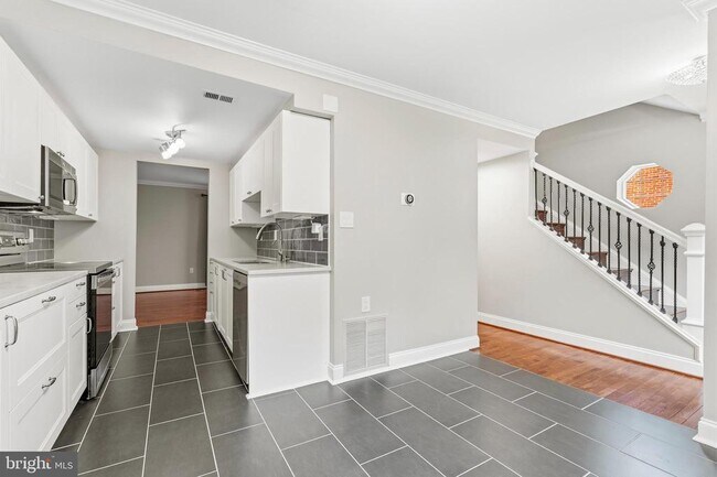 Photo - 6410 Blarney Stone Ct