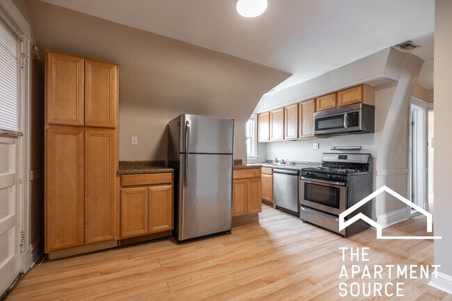 Building Photo - 3434 W Drummond Pl