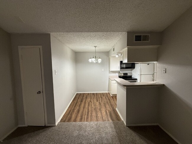 Photo - 7152 Fair Oaks Ave