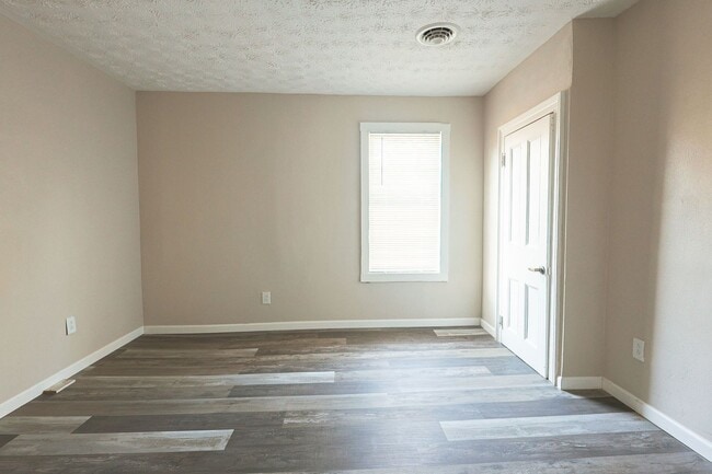 1019 S 8th St Unit B (Upstairs)