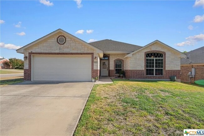 Building Photo - 8513 Surrey Dr