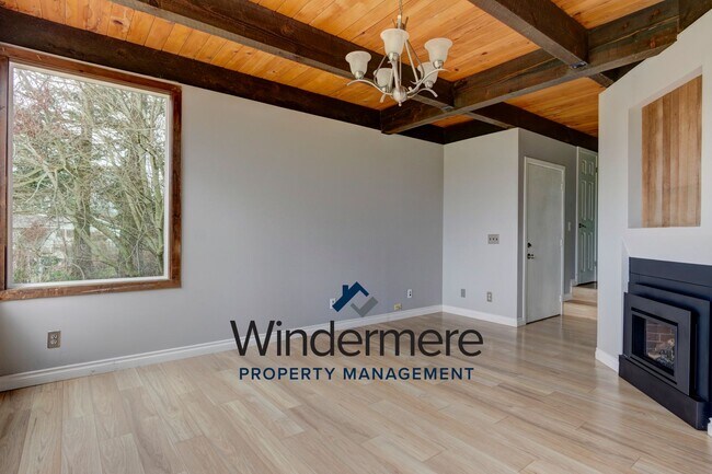 Photo - 3Bedroom 1.5 bath home